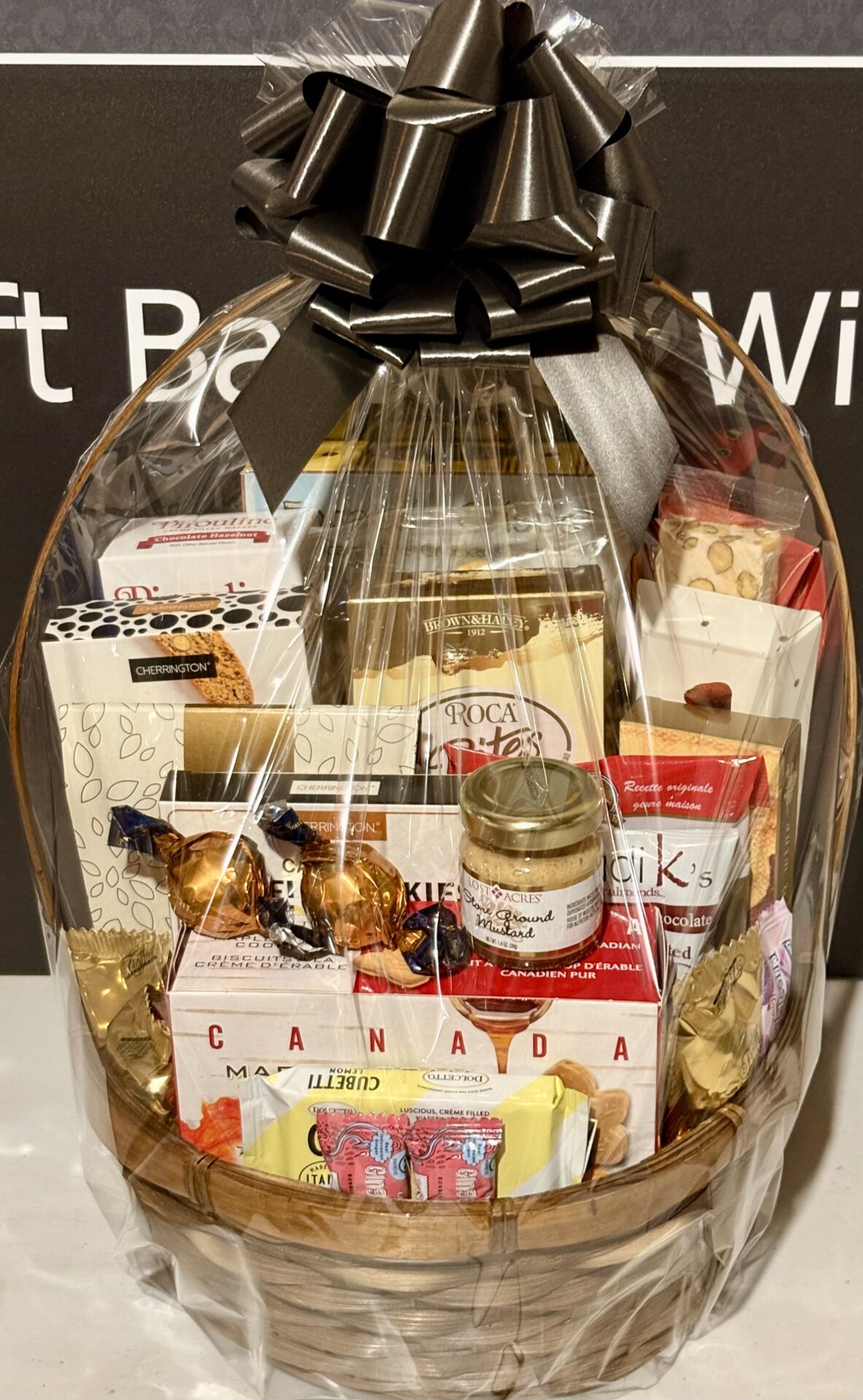 Popcorn basket